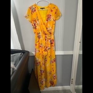 Yellow New Look yellow floral duster romper, size S